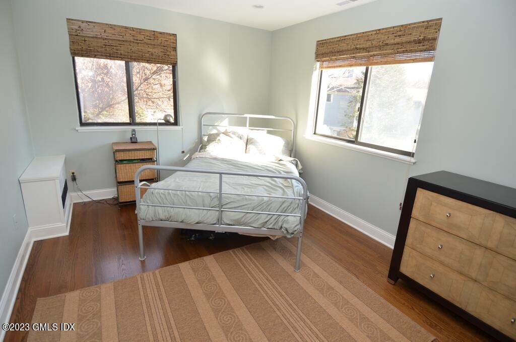 323 W Lyon Farm Drive, 323