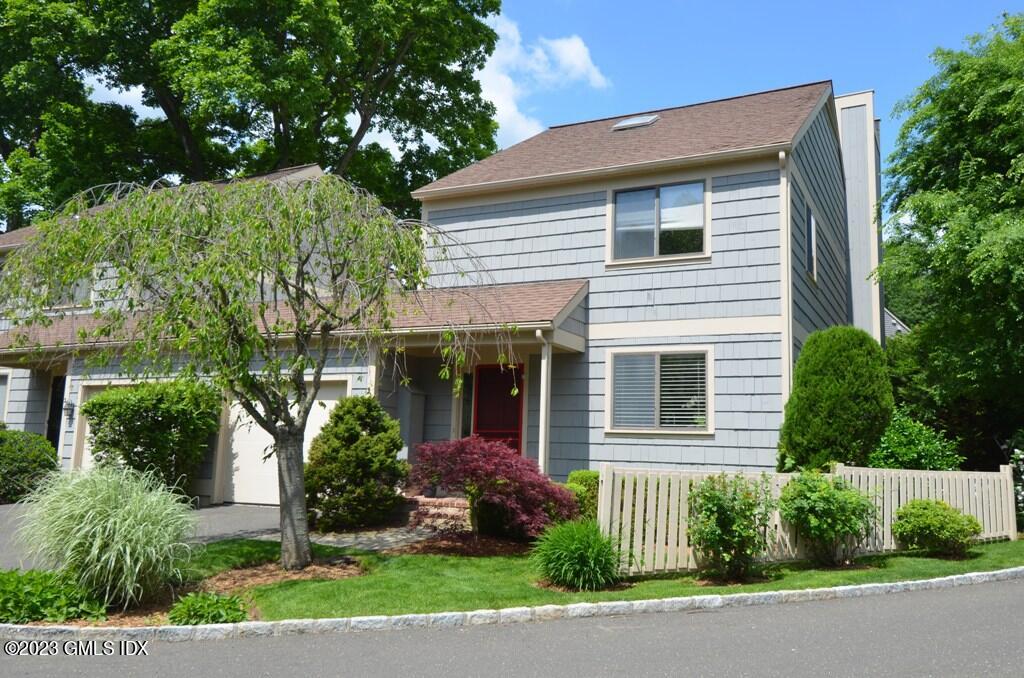 323 W Lyon Farm Drive, 323