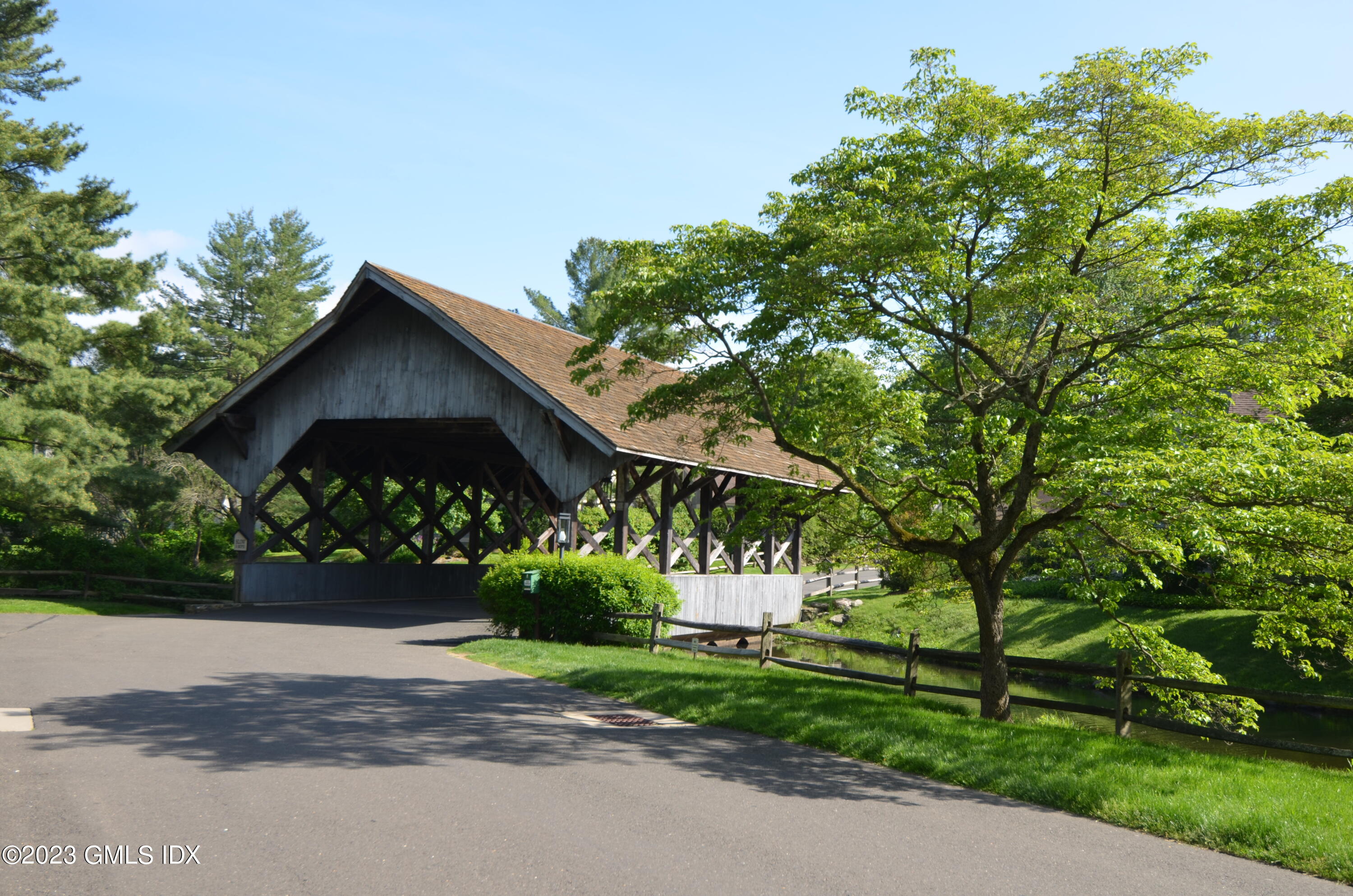323 W Lyon Farm Drive, 323