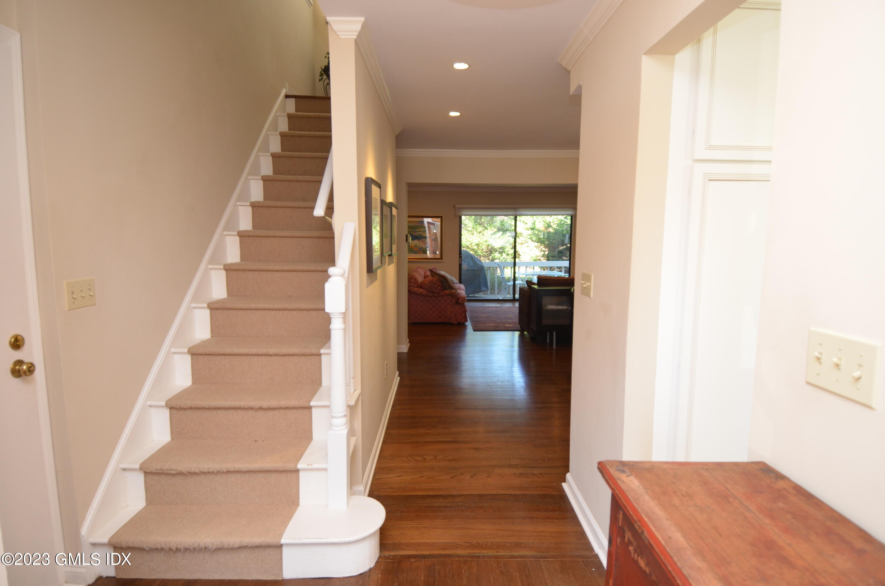 323 W Lyon Farm Drive, 323