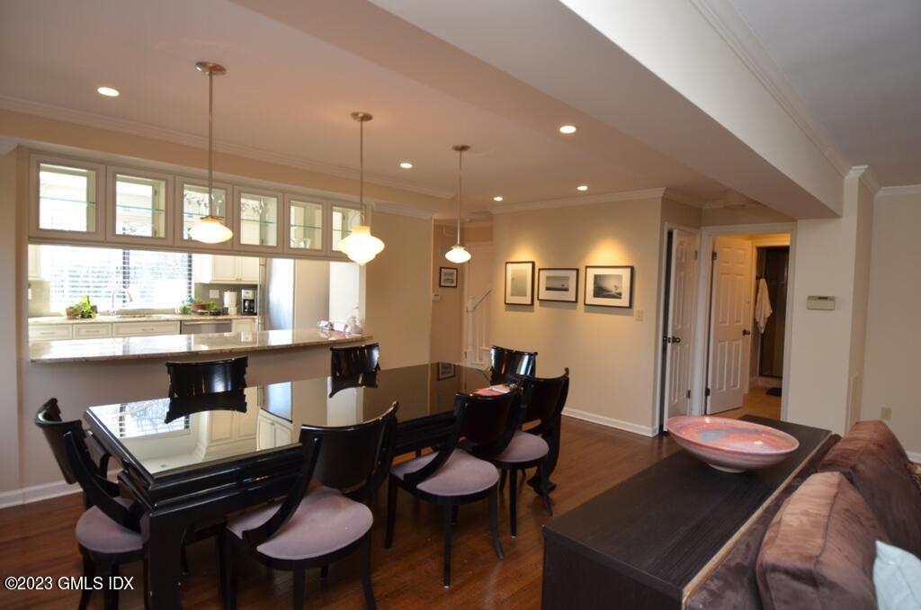 323 W Lyon Farm Drive, 323