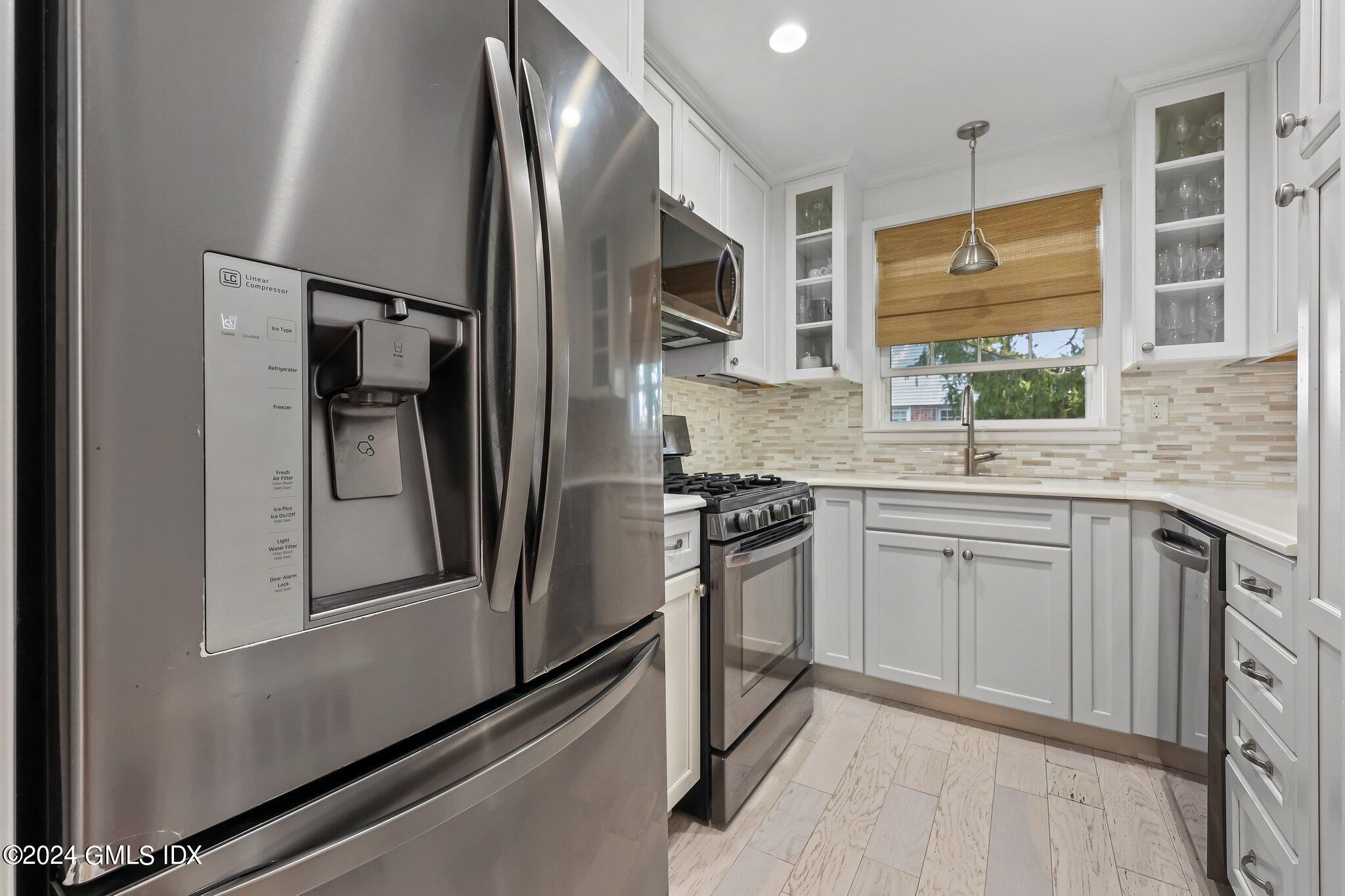 171 Putnam Park, 171