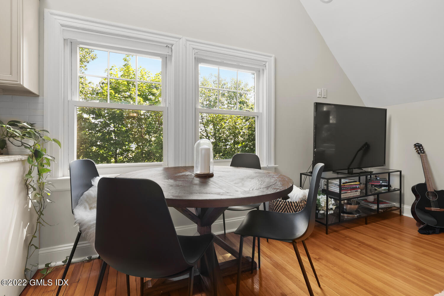 309 Milbank Avenue, 3