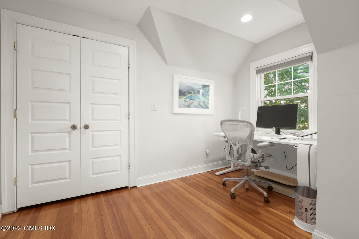 309 Milbank Avenue, 3