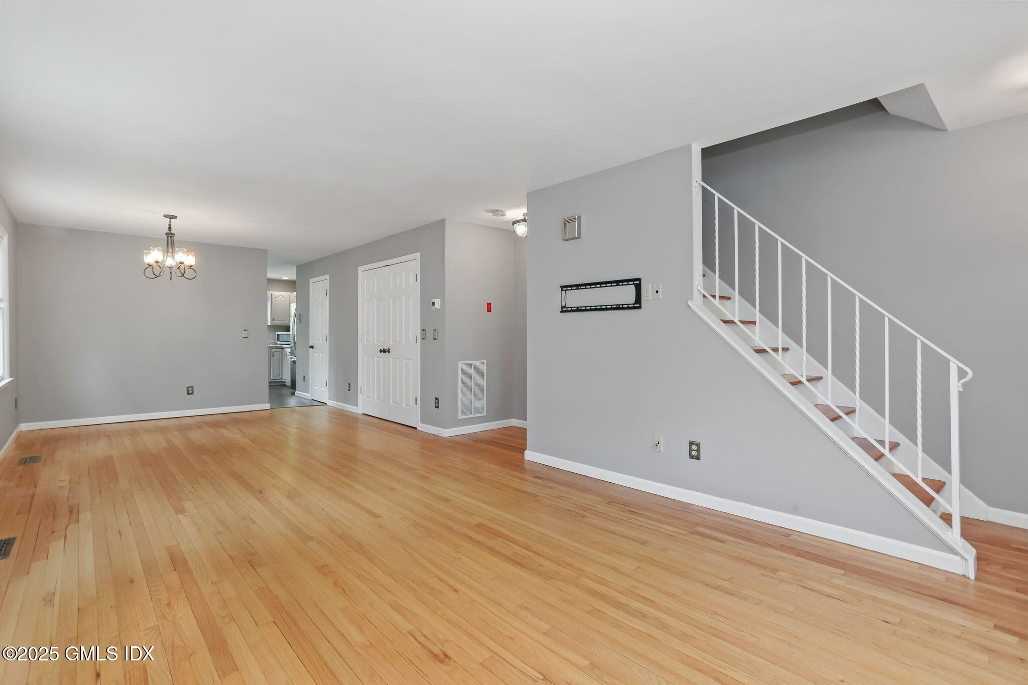 78 Northfield Street, 2