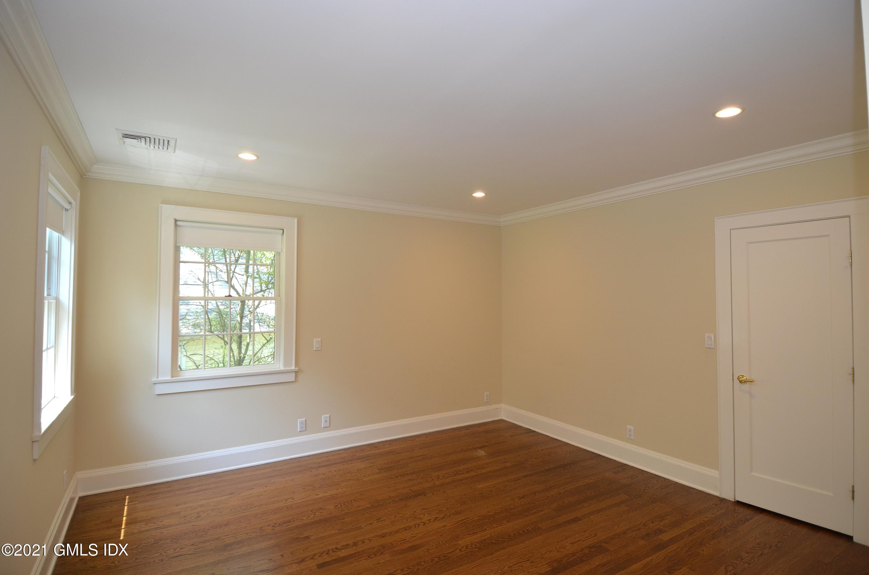 11 Osee Place