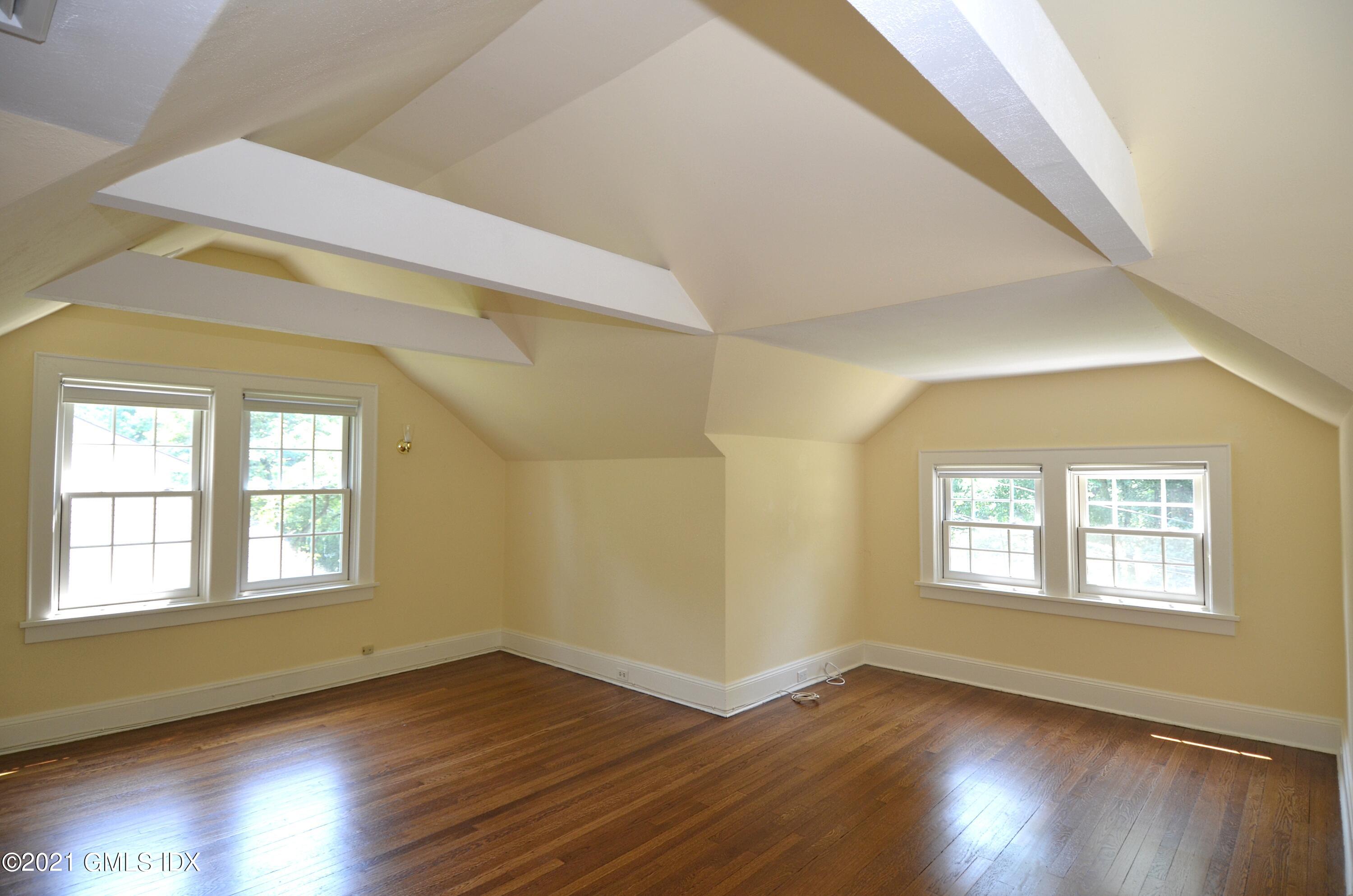 11 Osee Place