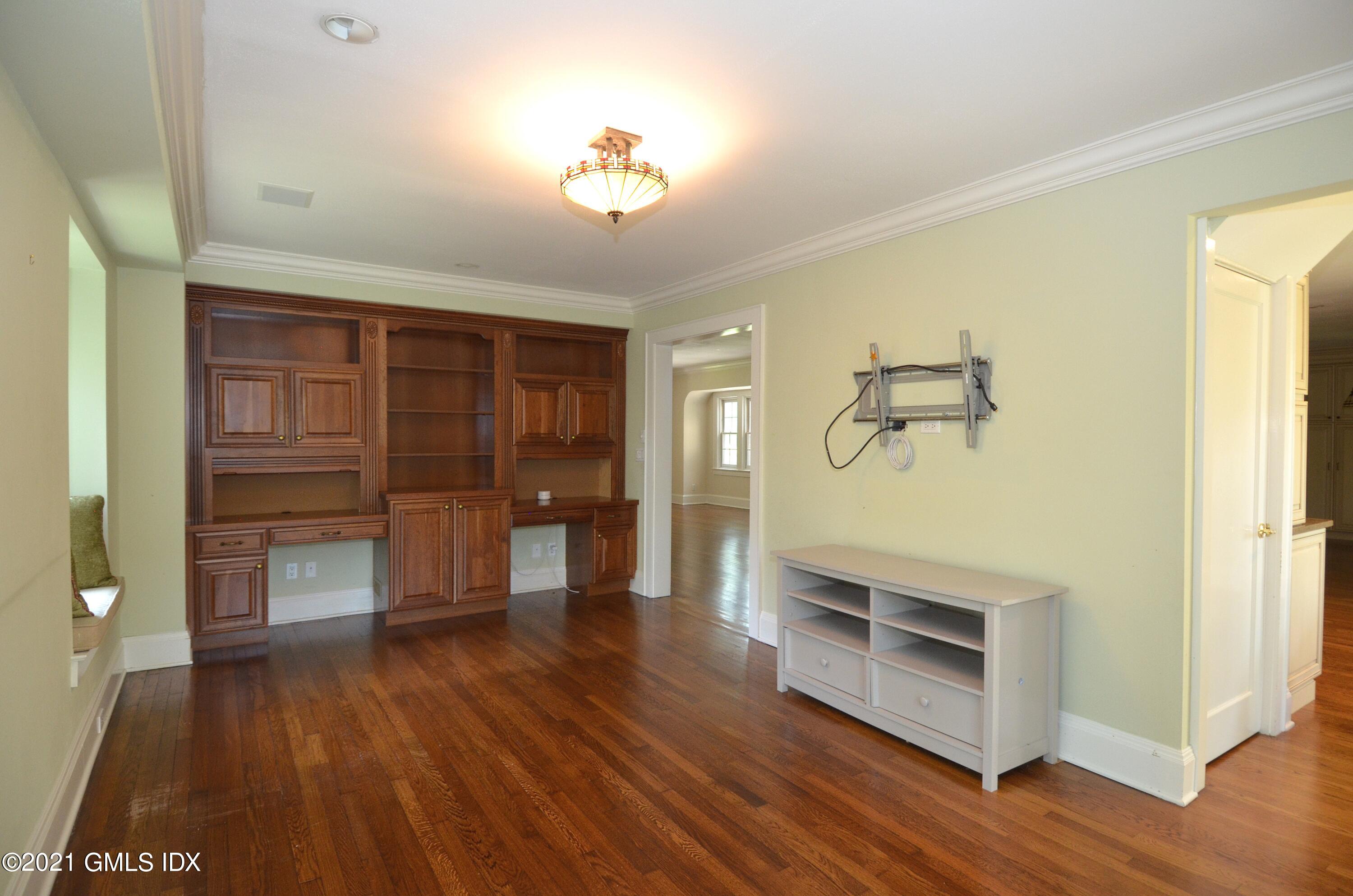11 Osee Place