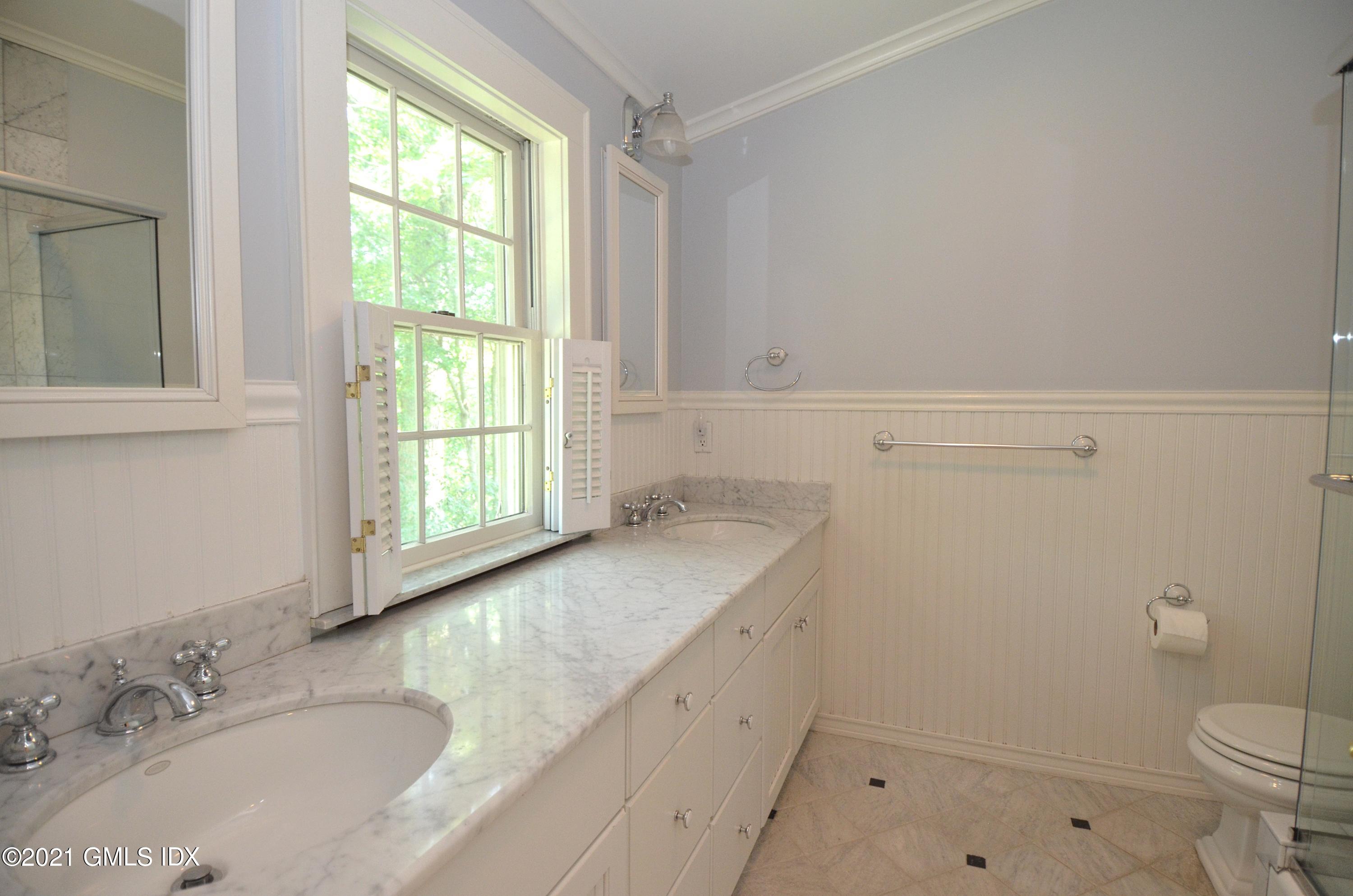 11 Osee Place