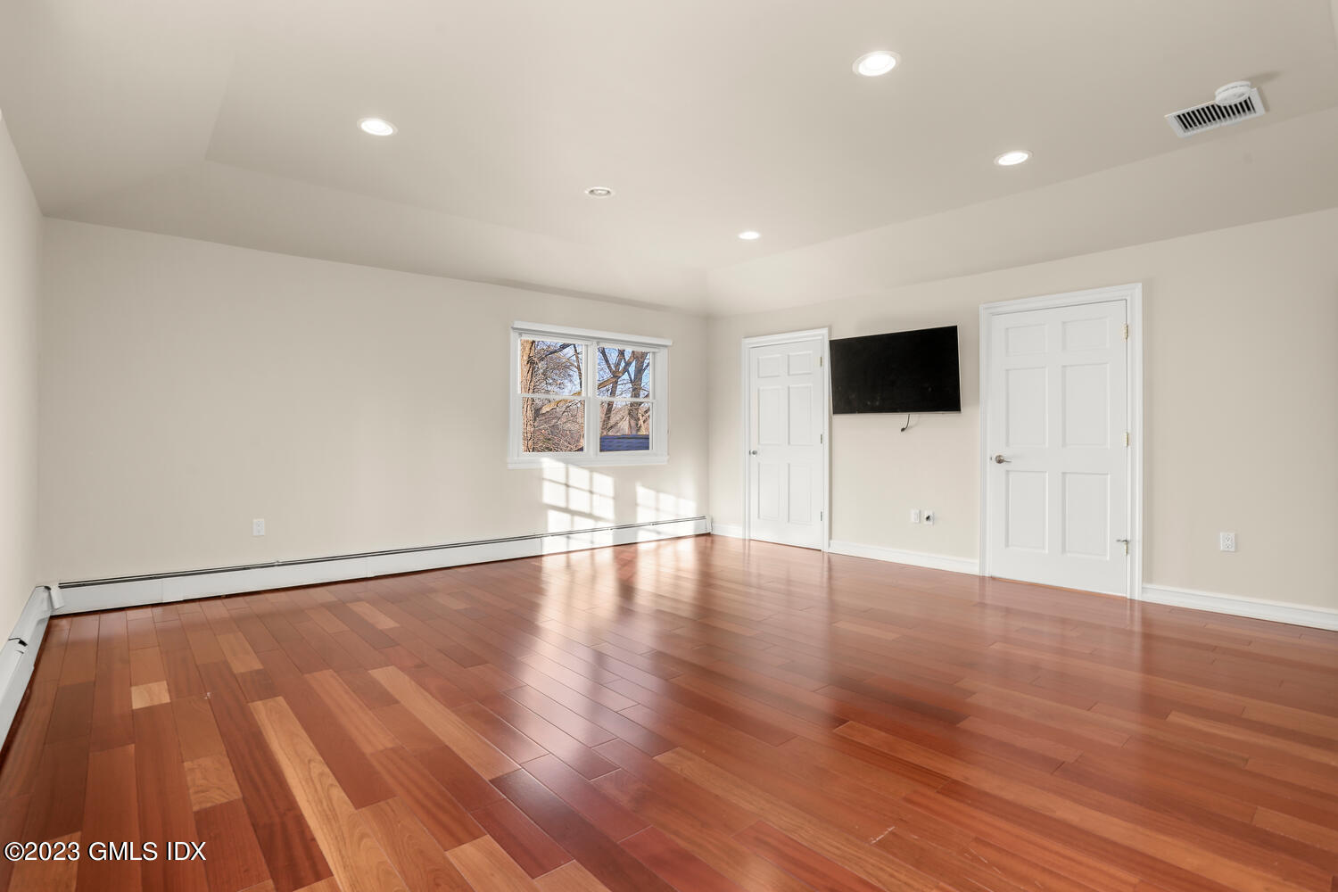 111 Stanwich Road