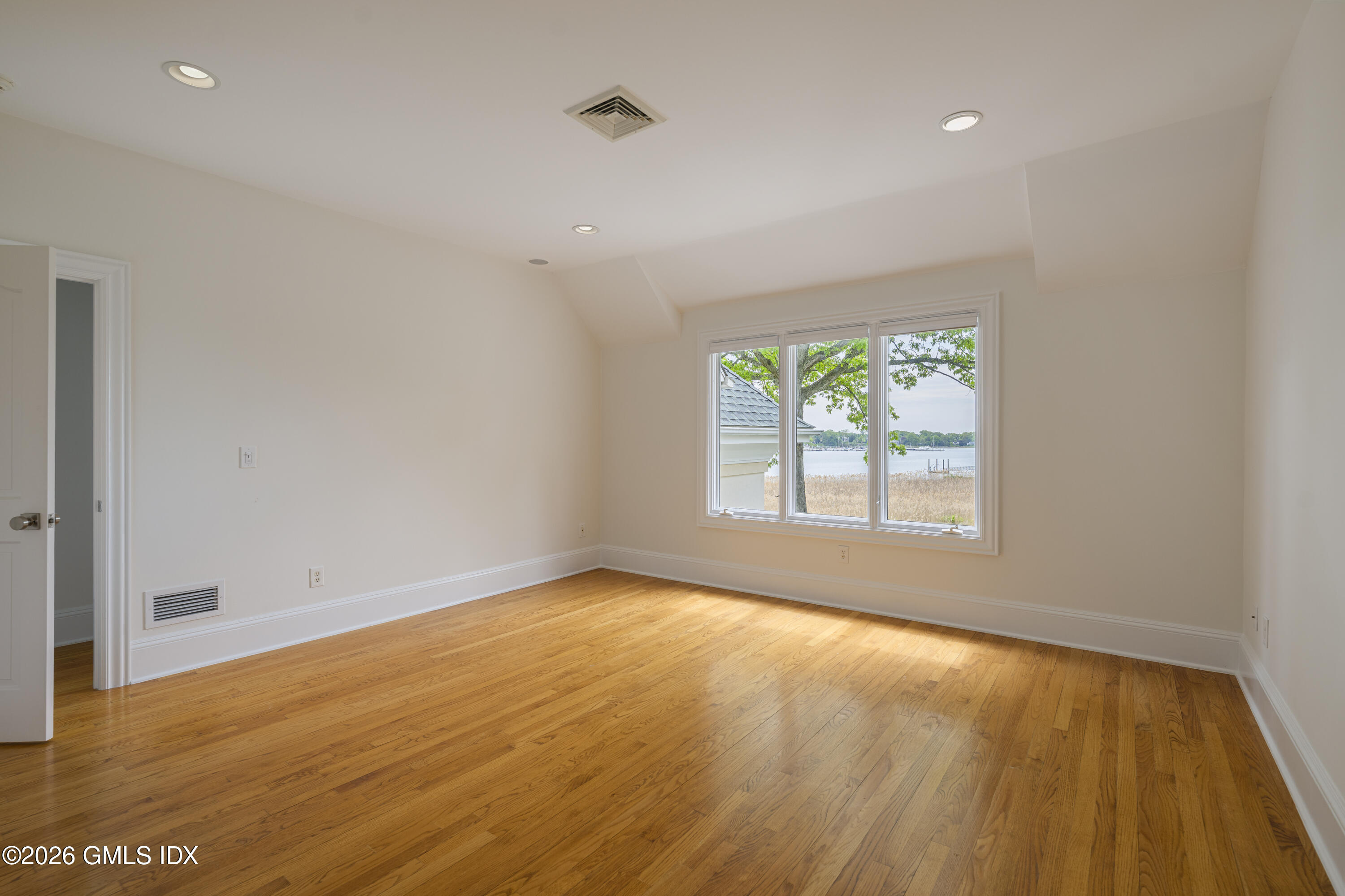 23 Cobb Island Drive