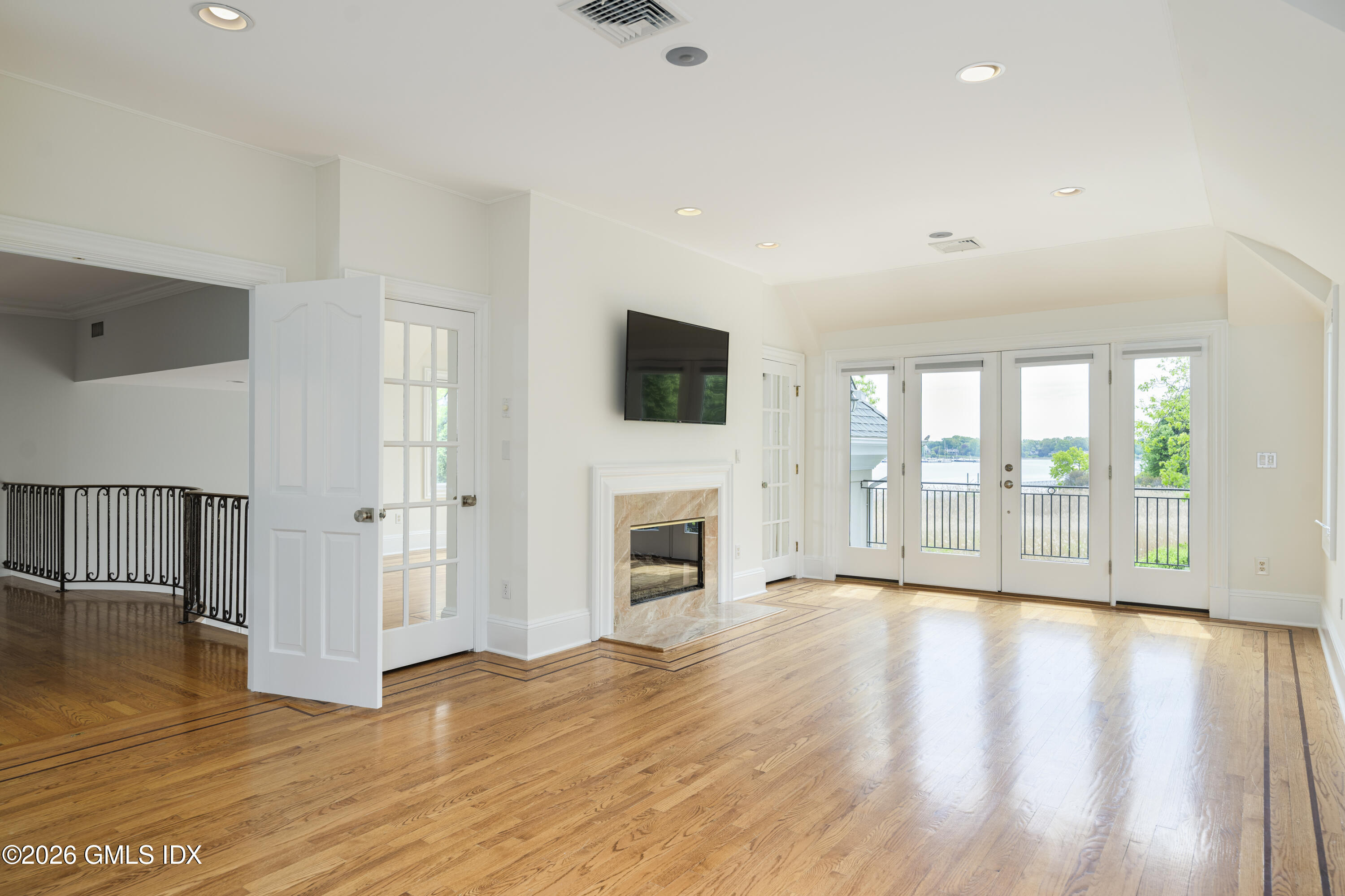 23 Cobb Island Drive