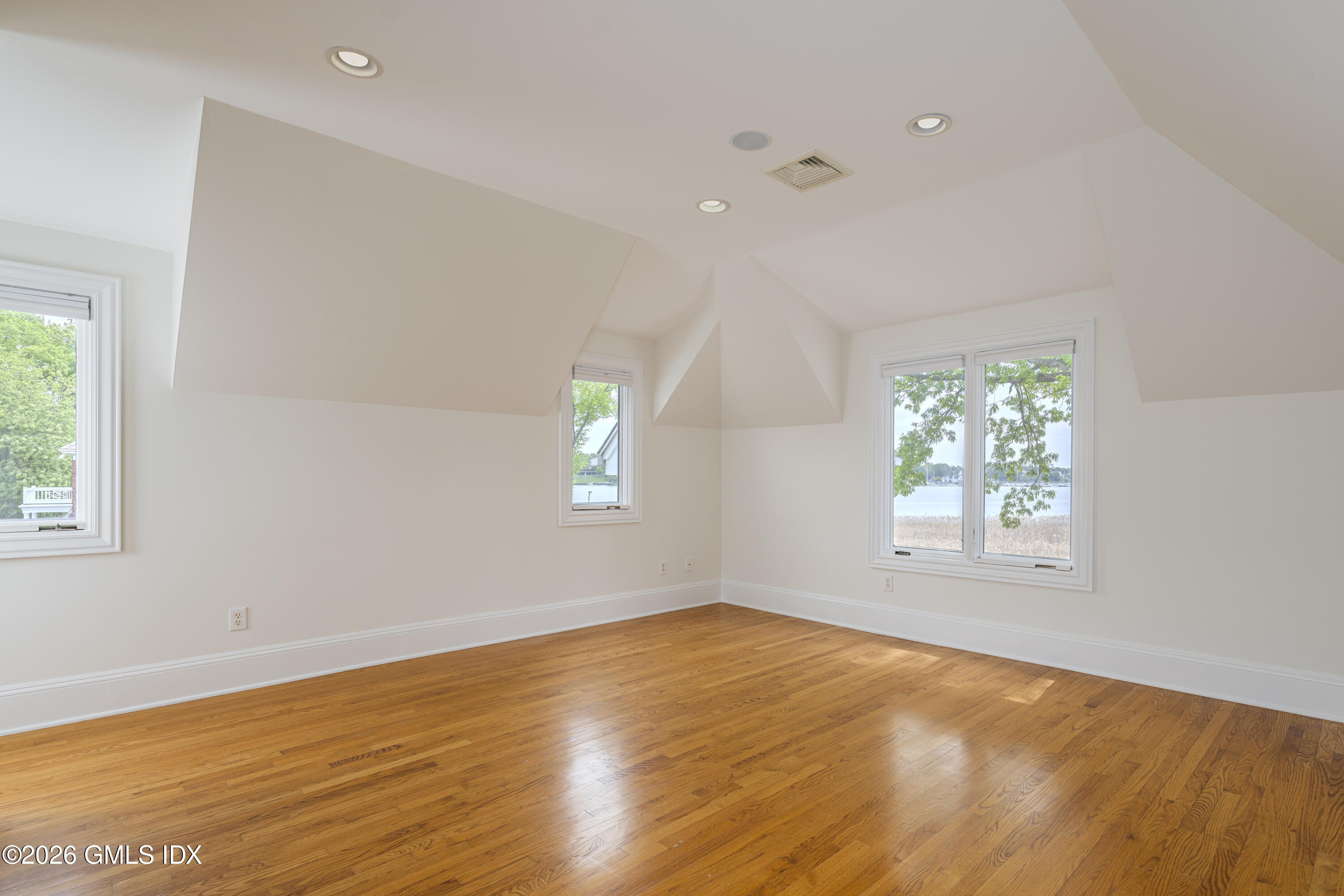 23 Cobb Island Drive