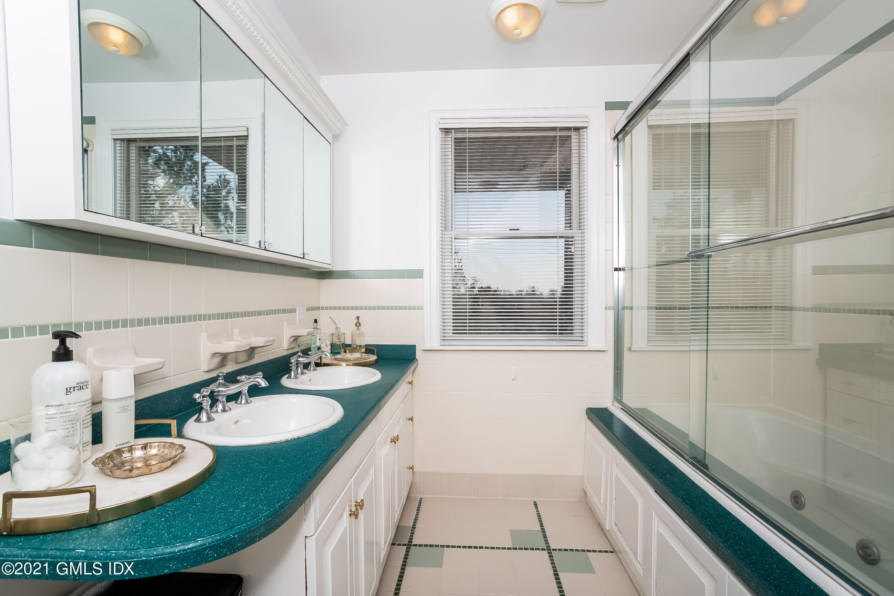 12 Lexington Avenue 2