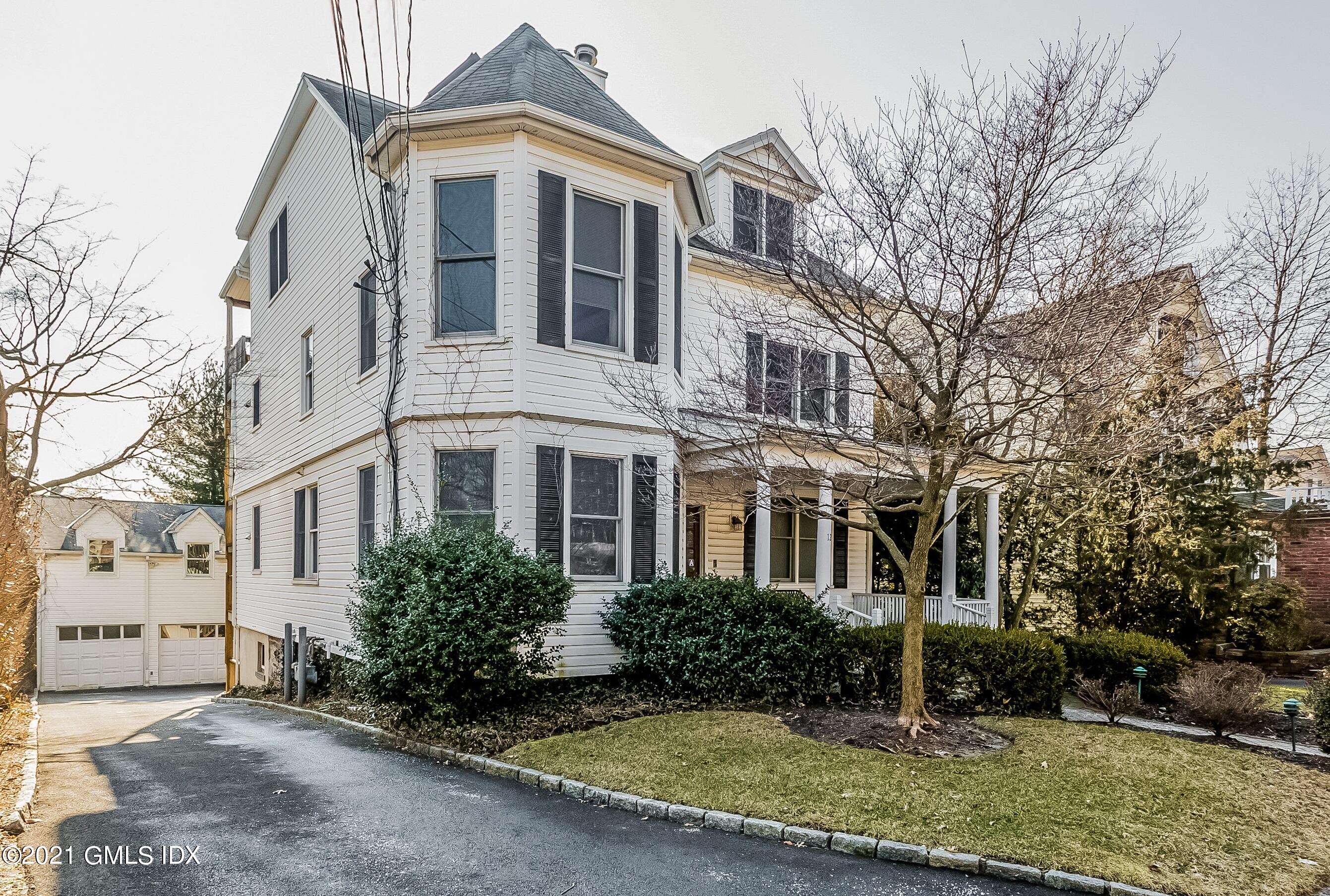 12 Lexington Avenue 2