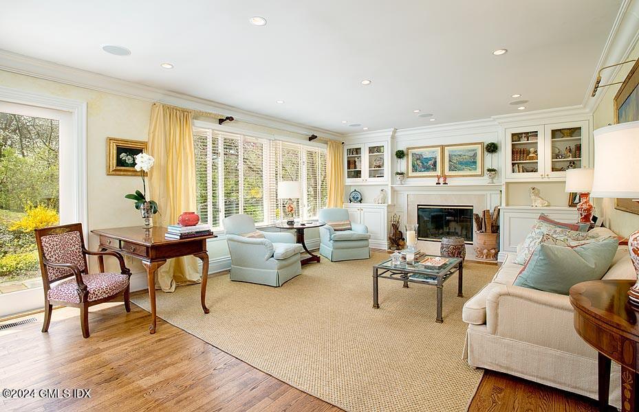 208 W Lyon Farm Drive UNIT 208