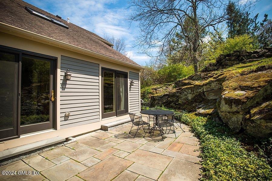 208 W Lyon Farm Drive UNIT 208