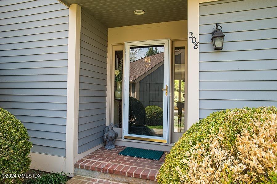208 W Lyon Farm Drive UNIT 208