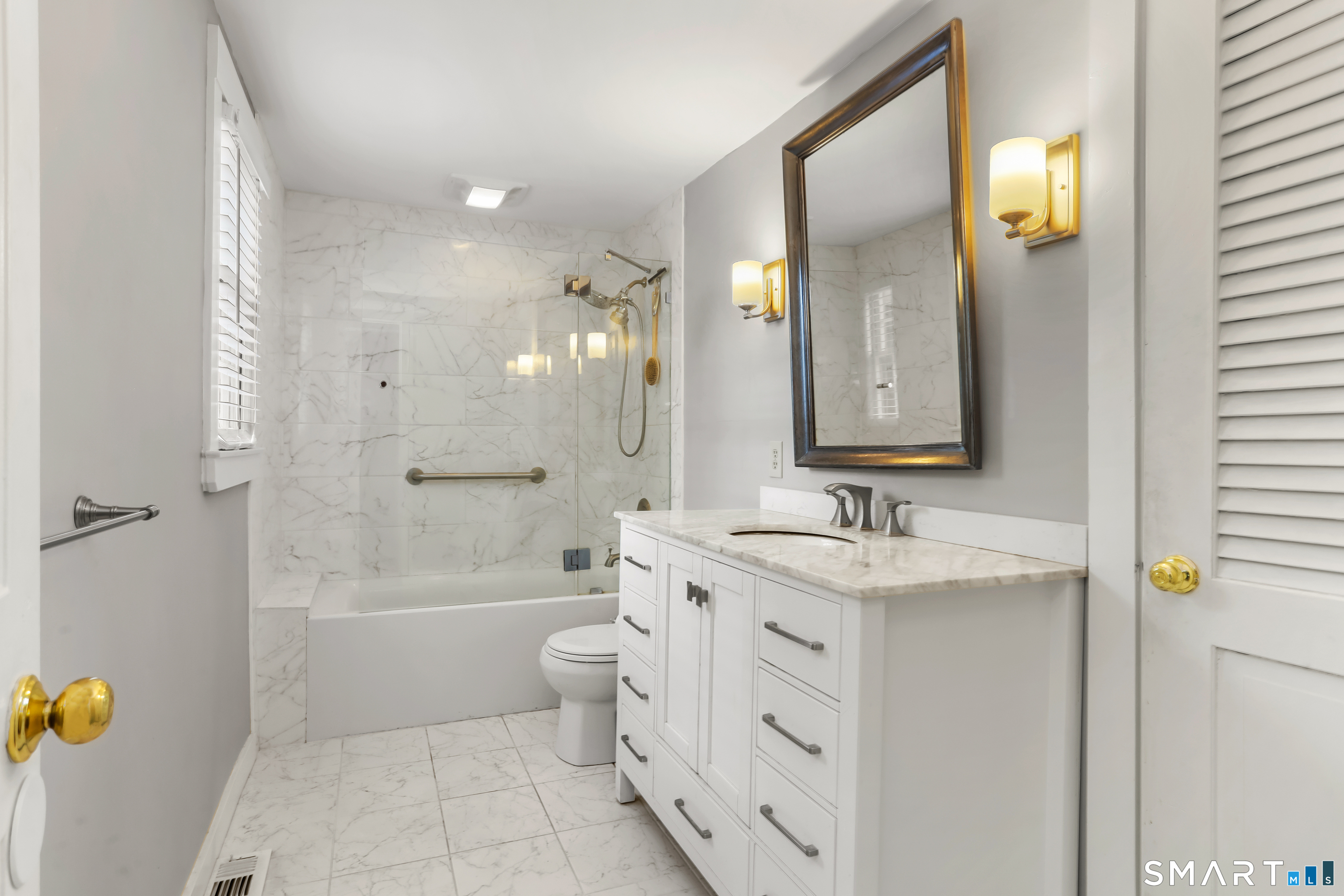 49 Indian Harbor Drive 1