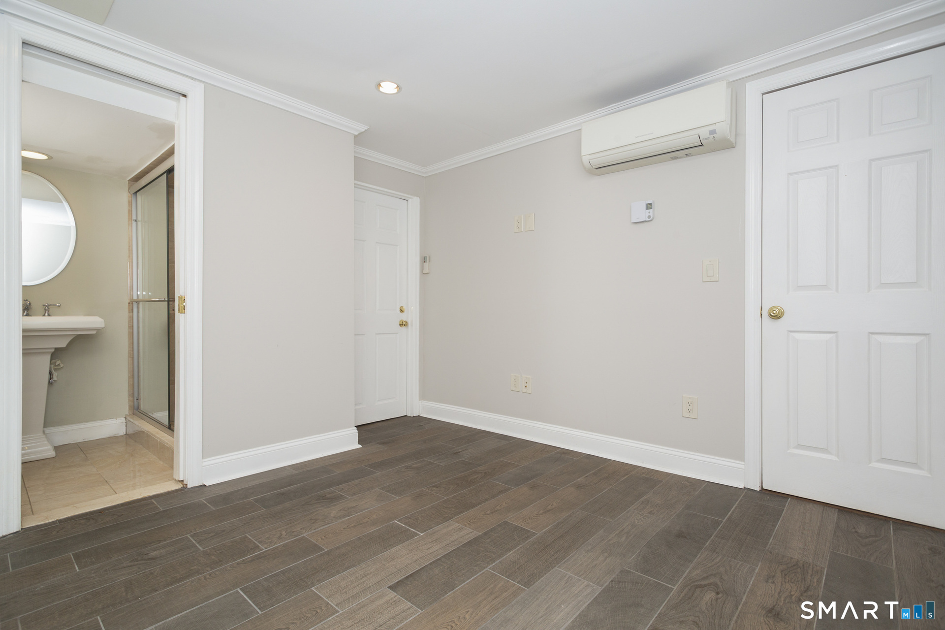 309 Milbank Avenue 1