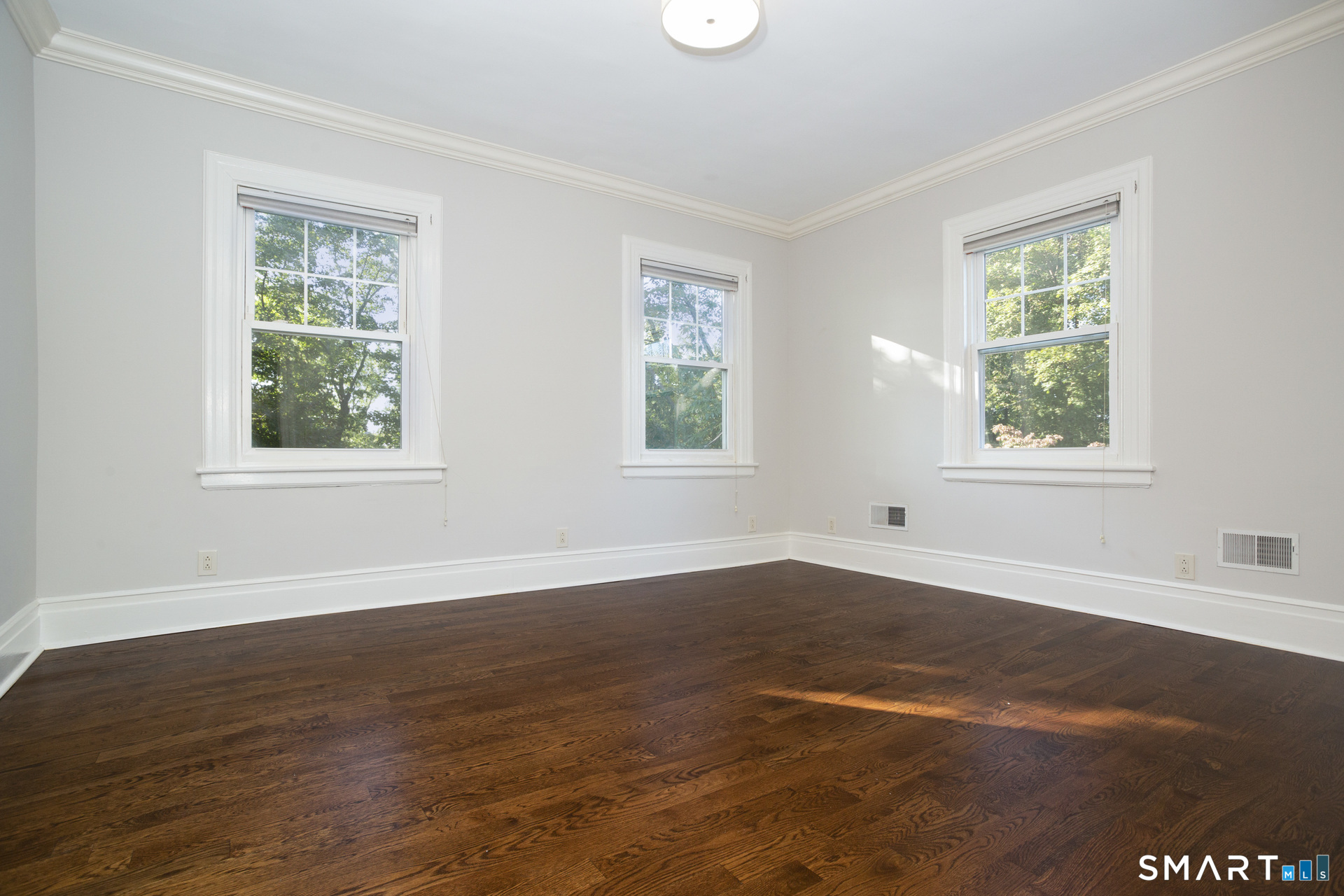 309 Milbank Avenue 1