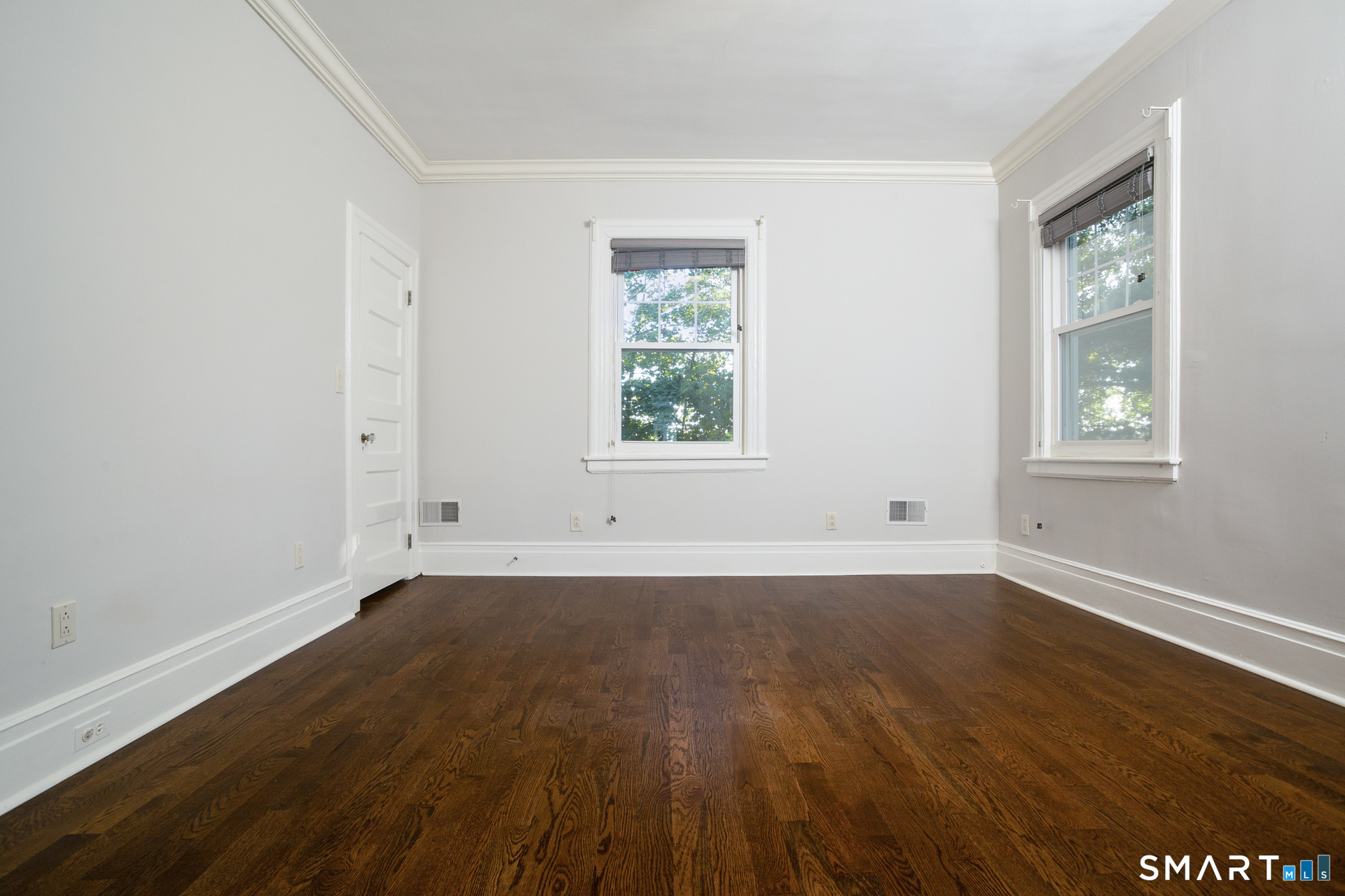 309 Milbank Avenue 1