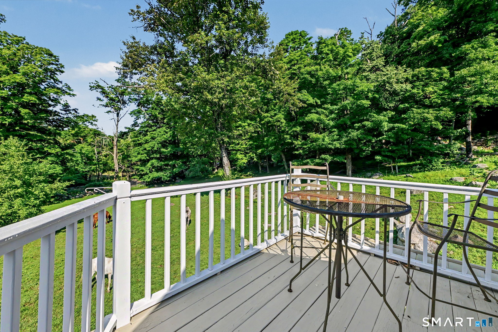723 Riverbank Road Unit: Garage Cottage