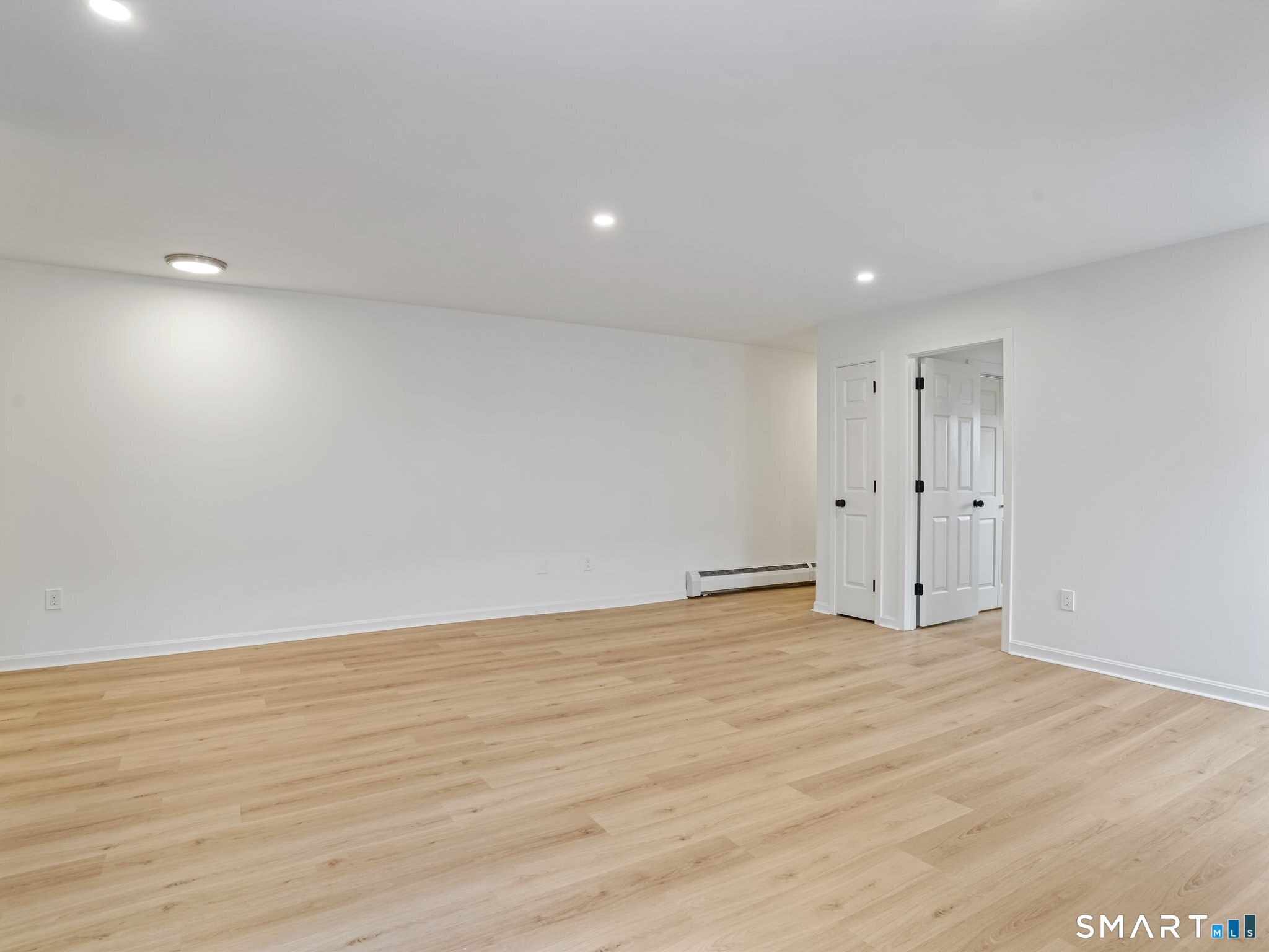 678 Atlantic Street Unit: 3