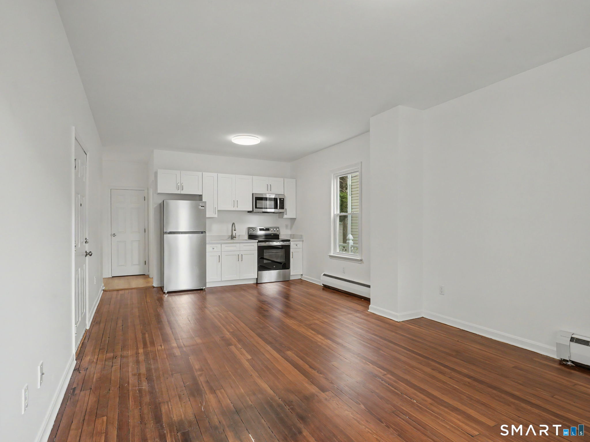 28 East Walnut Street