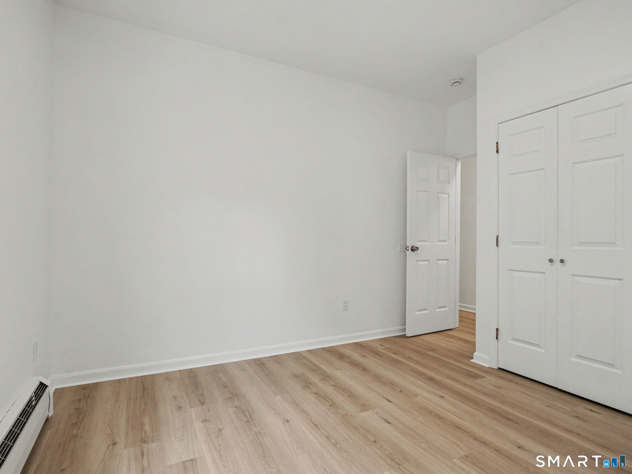 28 East Walnut Street
