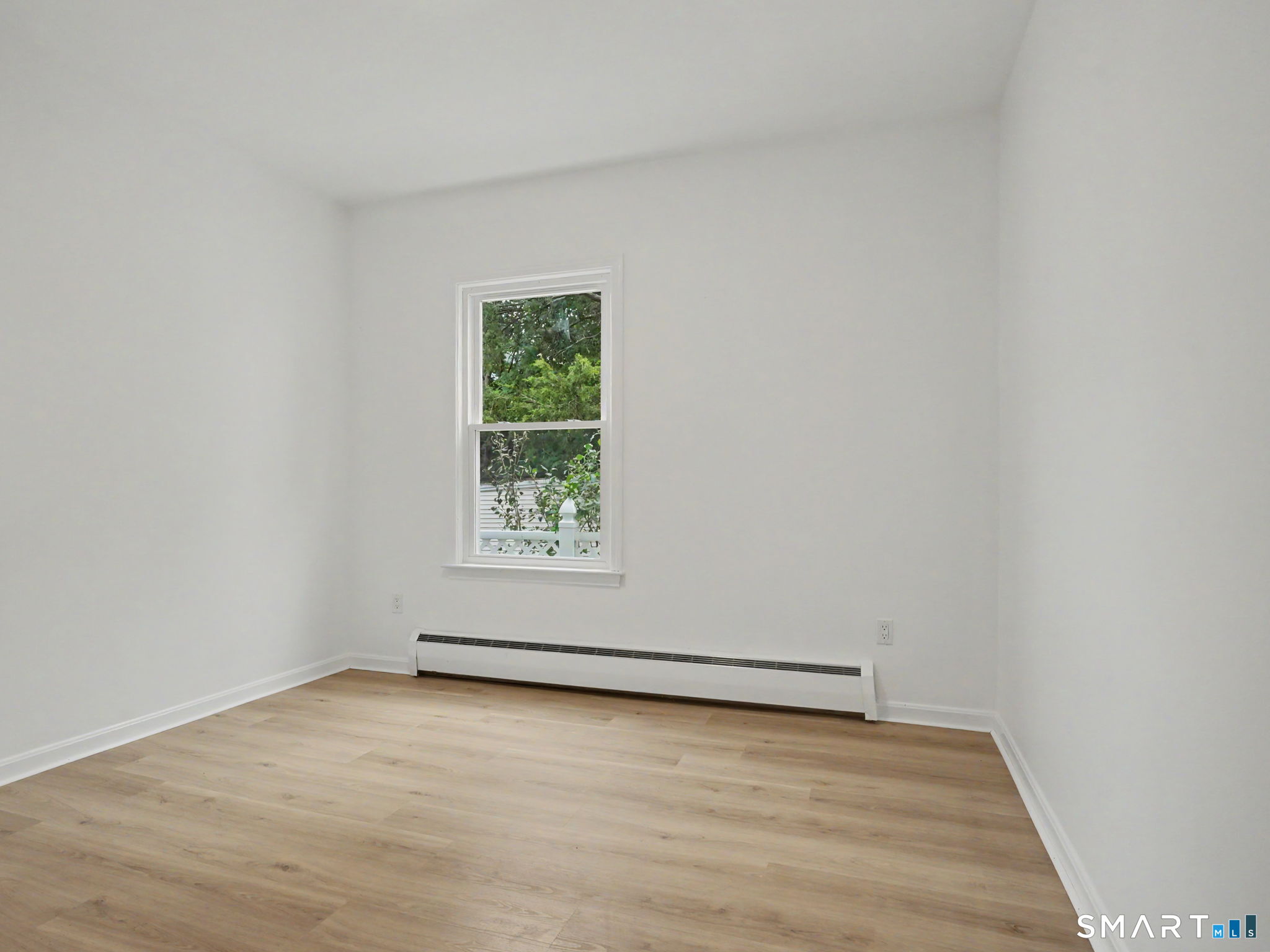 28 East Walnut Street