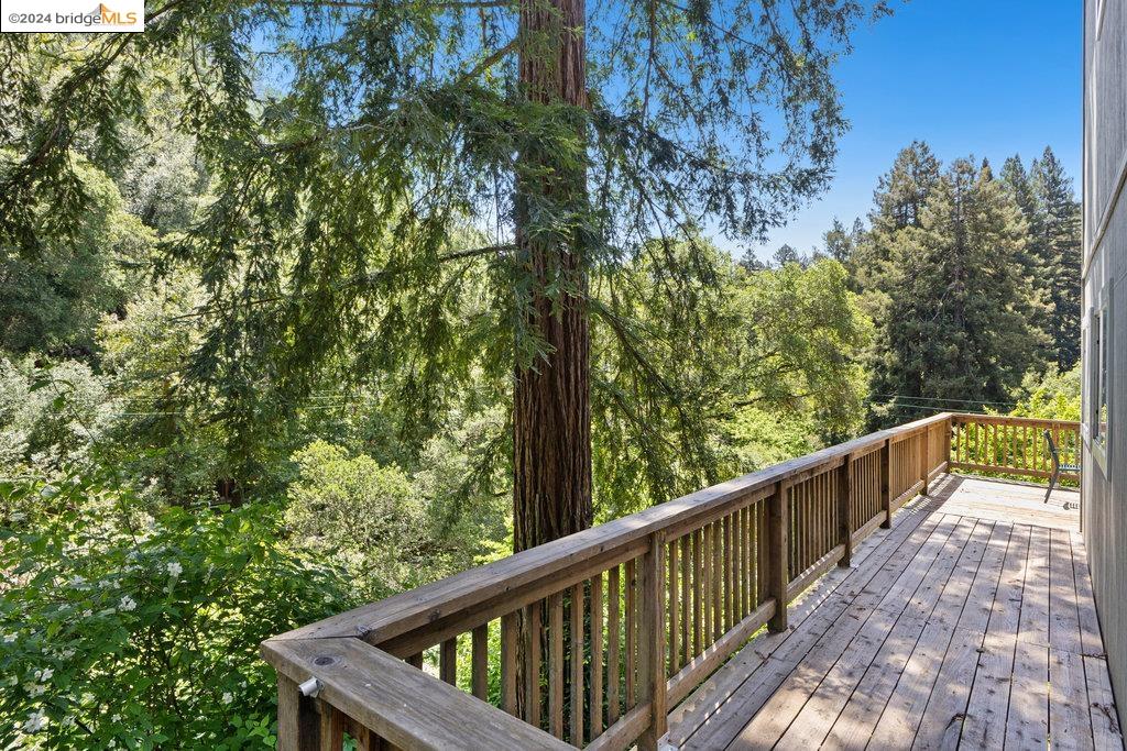 340 Redwood Hwy