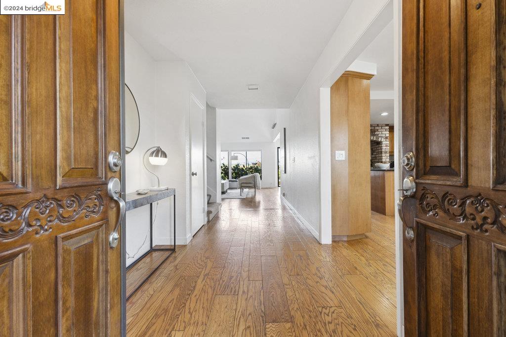 13 Palm Beach Ln