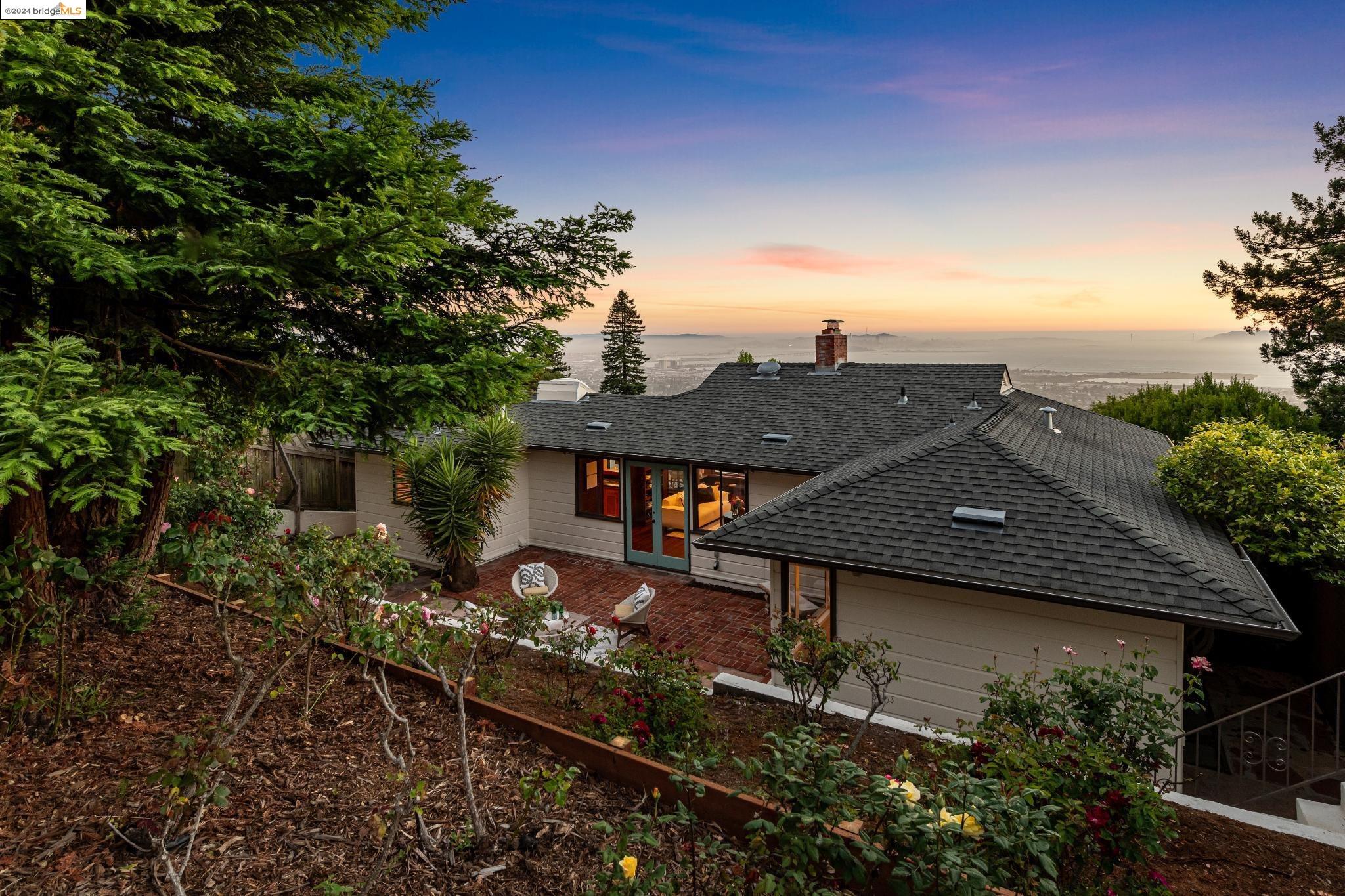 1129 Miller Ave