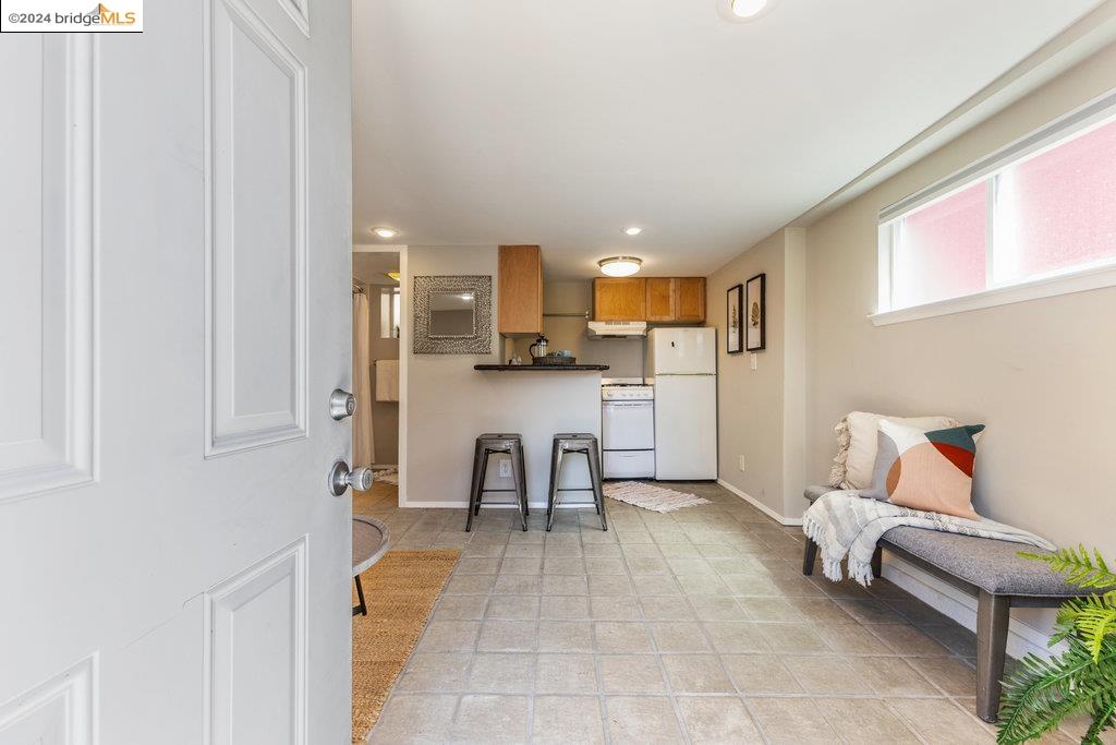 4093 Waterhouse Rd