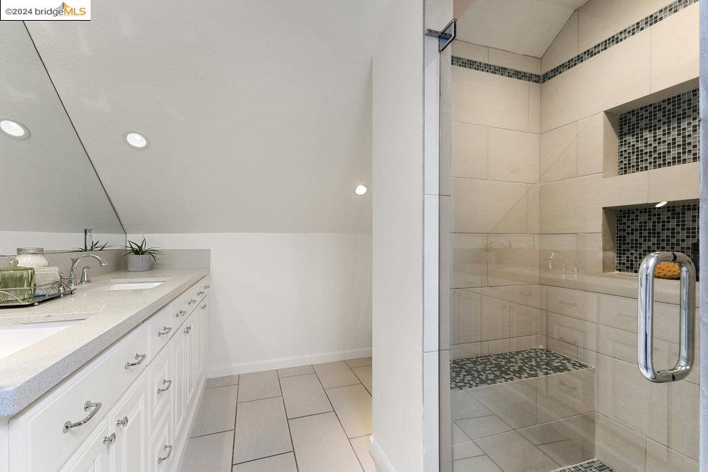 4093 Waterhouse Rd