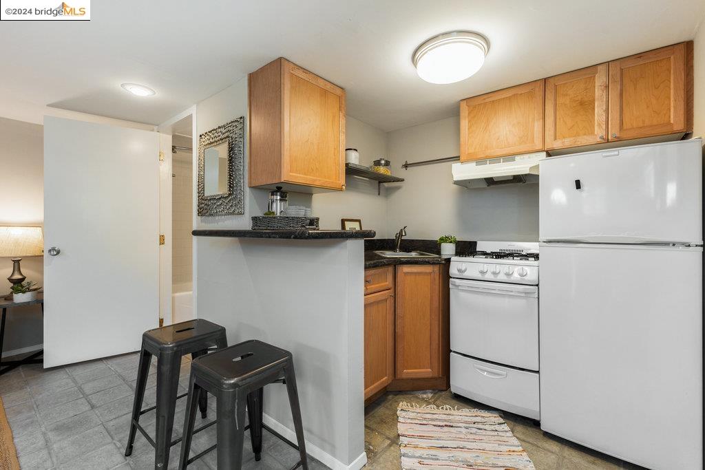 4093 Waterhouse Rd