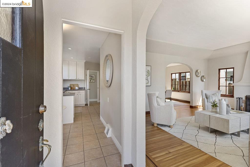 4093 Waterhouse Rd