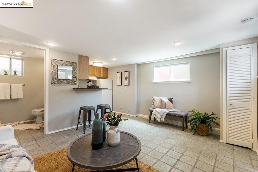 4093 Waterhouse Rd