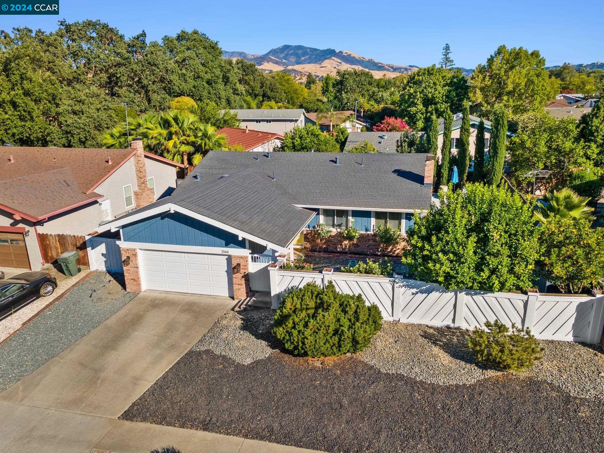 2144 Fox Way