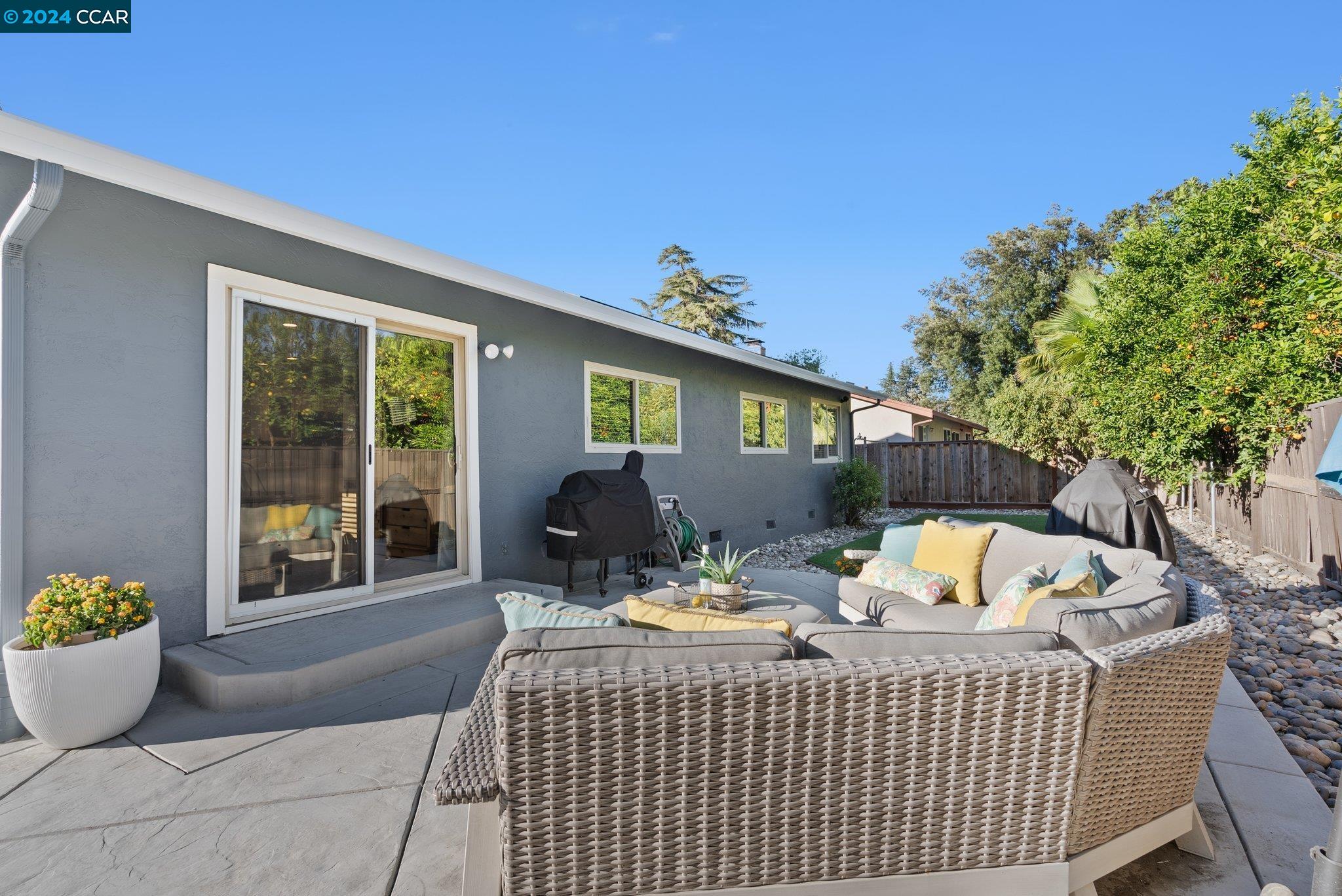 2144 Fox Way