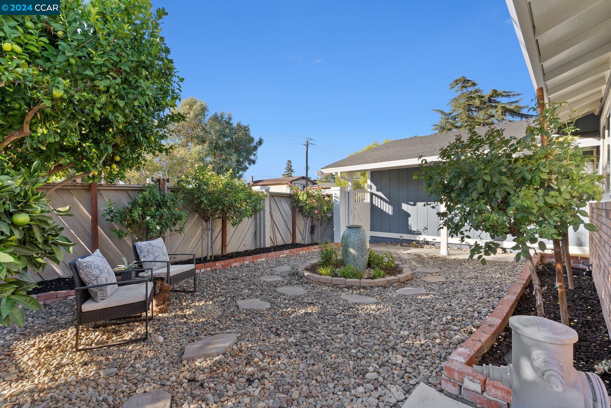 2144 Fox Way