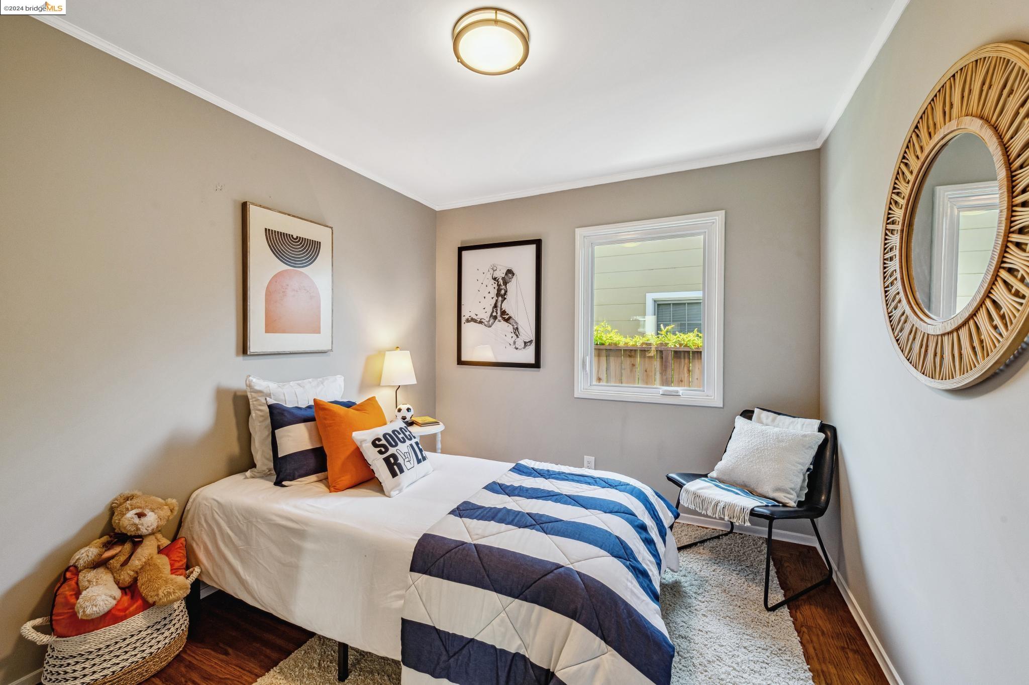 224 Ashbury Ave