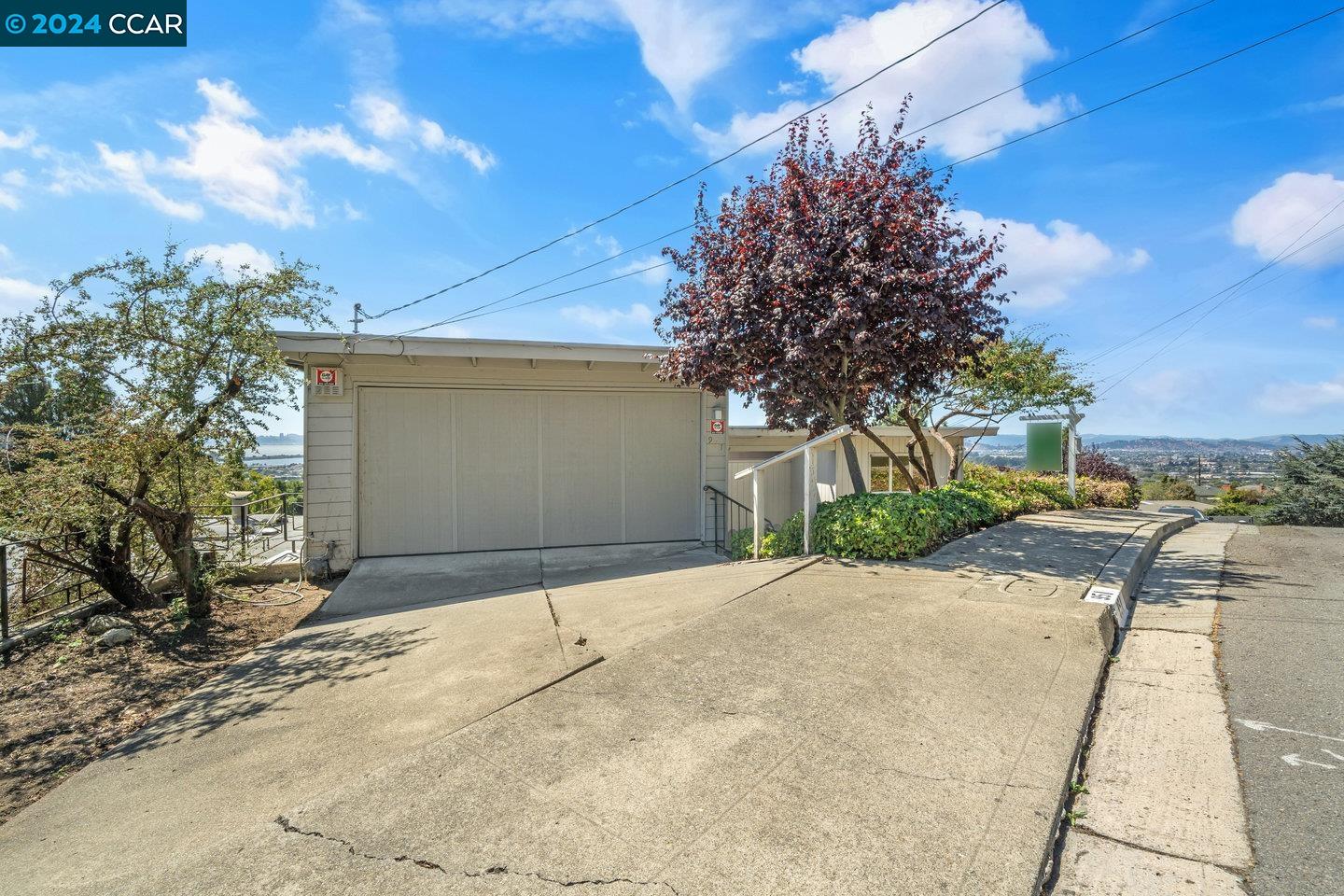 951 Galvin Dr