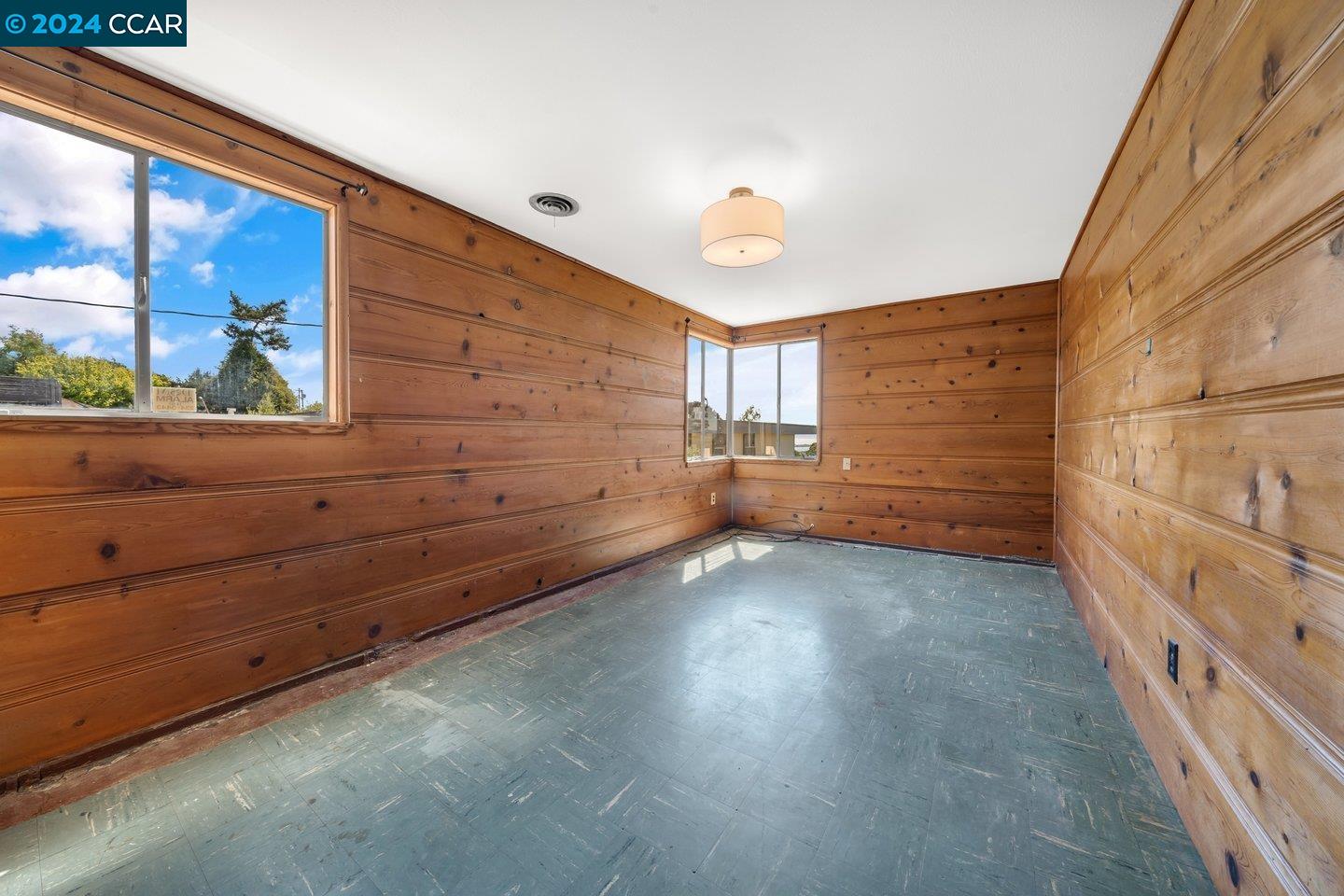 951 Galvin Dr