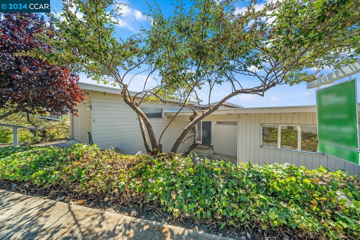 951 Galvin Dr