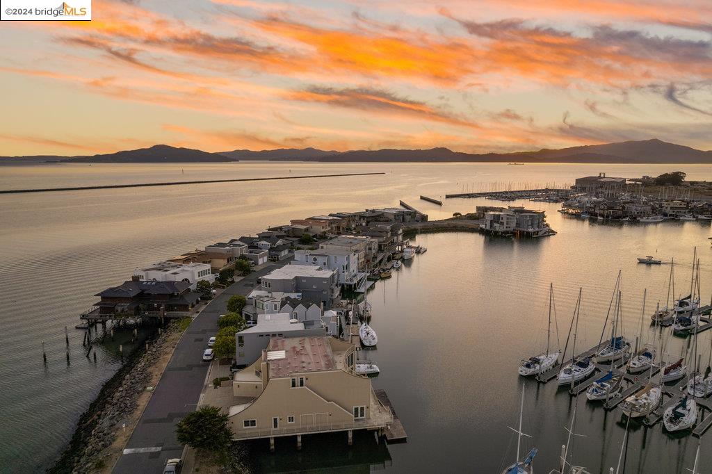 1417 Sandpiper Spit