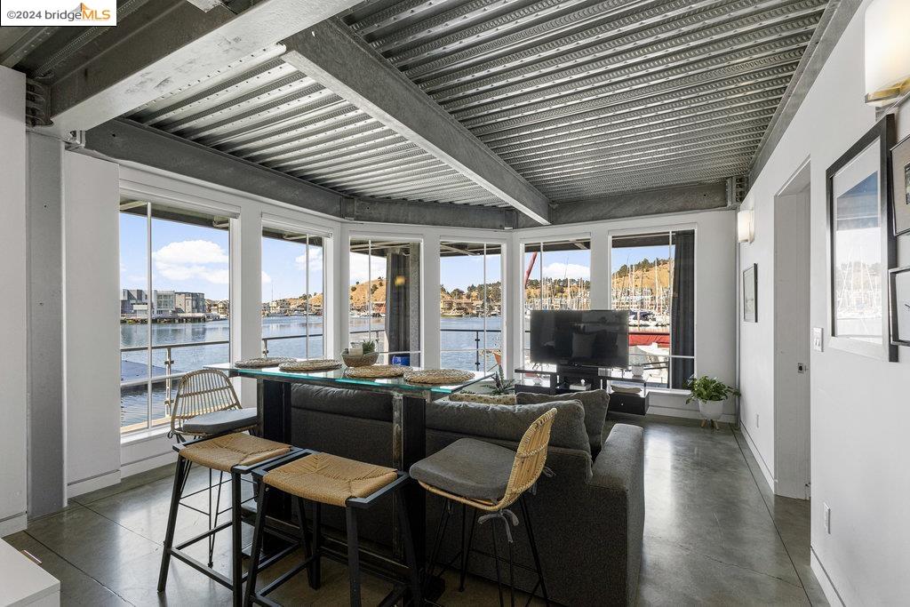 1417 Sandpiper Spit