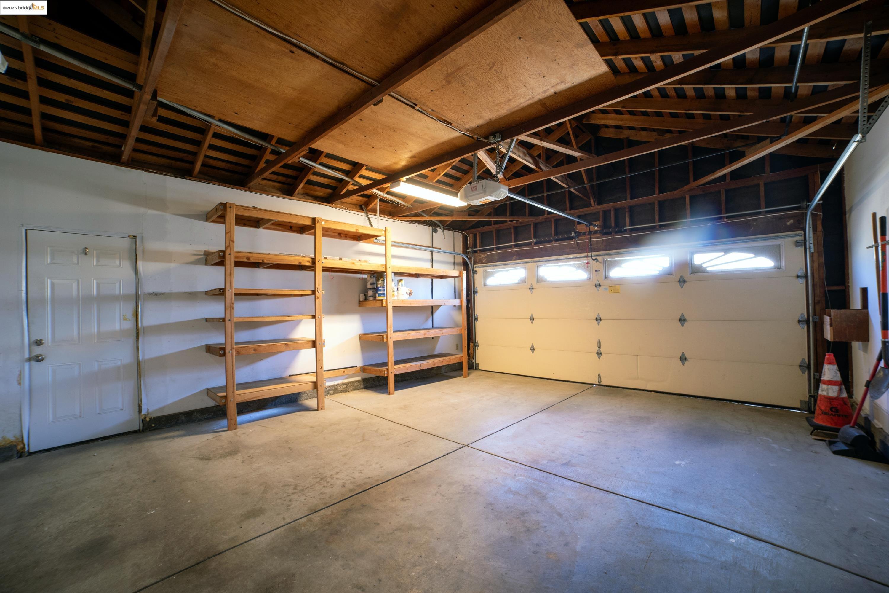 2710 Lyon Cir