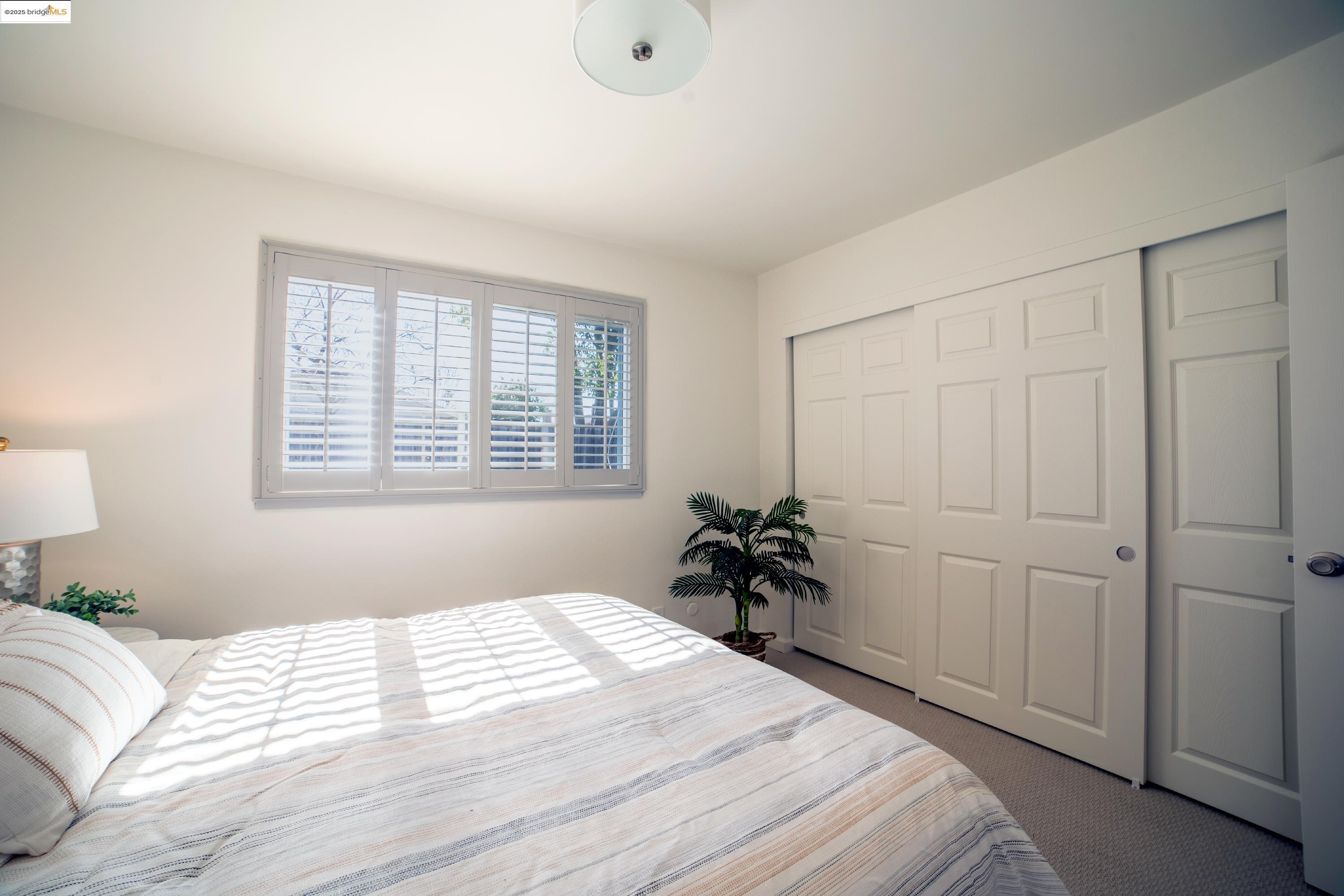 2710 Lyon Cir